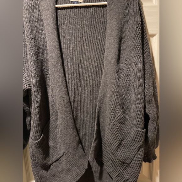 Universal Thread Sweater - Picture 2 of 4